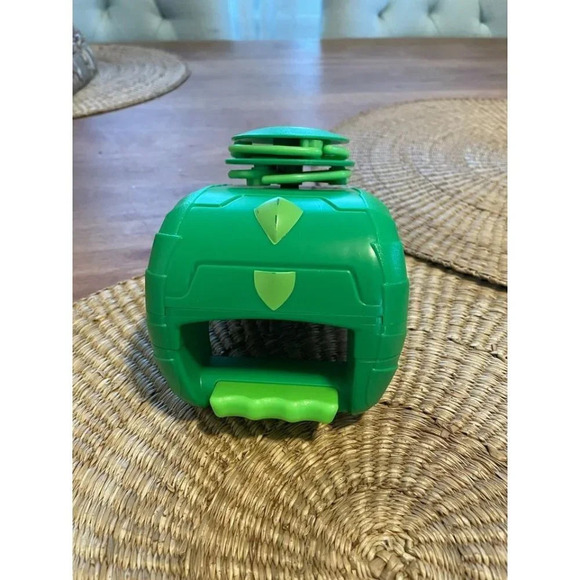 PJ Masks Hero Gauntlet Kid's Wearable Toy - Picture 2 of 6